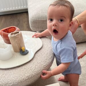Fajah Lourens Instagram - Ik kan met geen woorden omschrijven wat ik voor deze kleine man voel. Wat een rijkdom ♥️