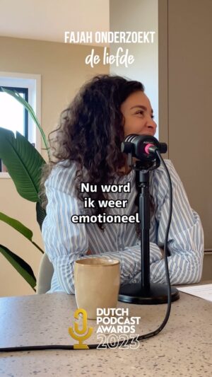 Fajah Lourens Instagram - Heb je de podcast serie Fajah onderzoekt beluisterd met plezier? Dan zou je me enorm helpen door te stemmen. https://podcastawards.nl/stemmen/ @dutchpodcastawards