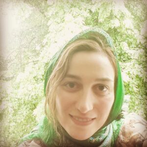 Falamak Joneydi Instagram - دو روز که پشت هم هوا آفتابیه یهو جوگیر می شم و فکر می کنم هر جا که آفتابه مال منه حتی اگه اونجا اینجا باشه