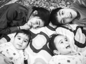 Falamak Joneydi Instagram - این چهارتا رنگین ترین هایی هستن که در جهان شناختم