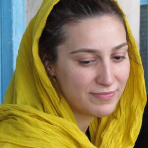 Falamak Joneydi Instagram - می خوام هر روز به خودم بگم: دست بردار از این سرزنش خود برای بهترین نبودن در هزار چیز. هر کسی یه بهترین شکل ممکن از خودش رو داره. همون رو بچسبی هم محشره