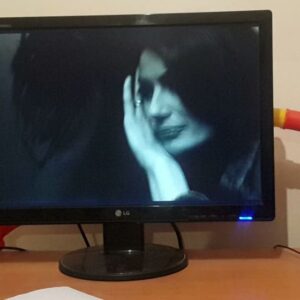 Falamak Joneydi Instagram - A man and a woman
من چقدر خوشبختم که هنوز یه عالمه فیلم های محشر هست که ندیدم و وای به وقتی که کشفشون می کنم