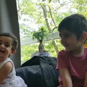 Falamak Joneydi Instagram - سه روزه داریم باهاشون تمرین می‌کنیم و سر آخر این بهترین نتیجه‌ی موجوده که به لیلی بگیم دوستش داریم
