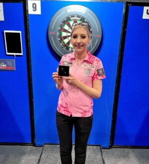 Fallon Sherrock Instagram - Yesterday I received my pin for my 9 dart finish ❤️❤️ thank you @officialpdc