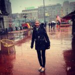 Fallon Sherrock Instagram - Enjoying the ❄️⛄️ in Groningen before tonight’s @kingsofdarts 😤😂😂 #WrongShoes