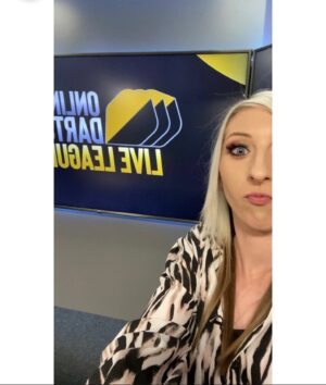 Fallon Sherrock Instagram - Really enjoyed tonight at Sportystuff TV for the @dartsliveleague 🎯 @modusdarts180