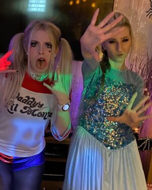 Fallon Sherrock Instagram - 🎃👻 Love Halloween 🥰 @harriieteve