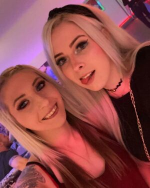 Fallon Sherrock Instagram - 🥰 @harriieteve