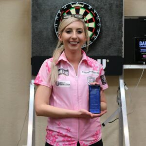 Fallon Sherrock Instagram - Buzzing to win two titles in Las Vegas. Loving it here 🎰❤️❤️🏆🏆
