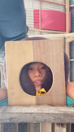 Fang Wu Instagram - 那些年我叫過的小姐（？）
上岸直接按摩可以還可以外帶回villa

#bali #surfing #medewi #衝浪 #按摩 #massage #surfer #villa #balivilla #balimassage #balisurf #壁虎 #gecko