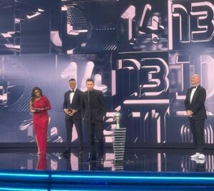 Fara Williams Instagram - Appreciating the best at the #fifabestawards!

Messi continues to be the 🐐 

Congratulations to Serina @1maryearps and our @lionesses who got selected in the World 11! ❤️