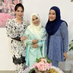 Farahdhiya Instagram - Managed to visit only 2 houses out of 5 invitations yesterday sebab pagi kerja,petang baru dpt pergi beraya with my BFF @kunis . So happy to see u Sha @falishacrossley Thanks for the delicious Sarawak food and homemade cake lapis,it was so good!!😋😍 Then straight to see my cutie pie @eryshaemyra at her family’s open house,thanks tak pernah lupa Kak Farah Ica Sayang,kalau lupa siap u 😝 See u soon k?❤️