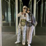 Farahdhiya Instagram - Just me & my bff going for breakfast,still in our baju tido 😎 Tak mandi lagi takpe,jgn sampai tak gosok gigi and cuci muka ok?🥴