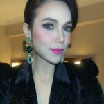 Farahdhiya Instagram - Jangan ambil kesempatan atas kebaikan orang. 2 perkara yg sentiasa mengiringi bohong ialah banyak berjanji & banyak memberi alasan. Salam Jumaat 🌹