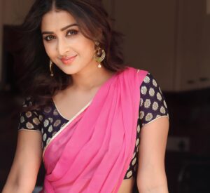 Farnaz Shetty Instagram - I was looking for an Indian version of Barbie but couldn't find one, so I decided to create one Myself 💕🌸👛🦄🎀🛍😋
.
.
.
.
.
.
.
.
.
.
.
.
.
.
#pink #saree #fun #barbie #indianbarbie #photooftheday #picoftheday #instapic #instagun #instagun #instalike #instadaily #instamood #fashion #simplicity #positivity #vibe #goodmood #mood #quality #dailydose #dailypose #proud #indian #live #love #laugh #happy #greatful #kind