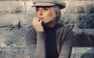 Fatemeh Masoudifar Instagram - .
There is only one failure in life possible, and that is not to be true to the best one knows.

#George_Eliot
@baranlotfollahi