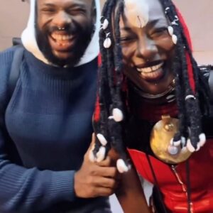Fatoumata Diawara Instagram - Having fun with my brother from the band @the.cavemen in Barcelona after our wonderfull shows in Spain. Much loveeeeee ❤️❤️❤️🙏🏾 Mali 🇲🇱 and  Nigeria 🇳🇬 together 🫶🏾 Big loveeeeee Africa ❤️🙏🏾