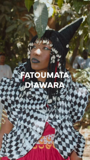 Fatoumata Diawara Instagram - Blues feat @robertofonsecamusic is OUT NOW! 💙
