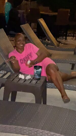 Felicia Cannon Instagram - At home, Saturday night, 85 degrees and absolutely beautiful. Sometimes it’s the small, quiet times that are the best. #cannonhouse, #mamafe, #faithofamustardseed, #chill
