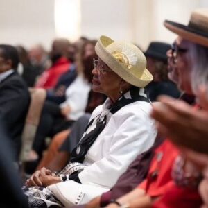 Felicia Cannon Instagram - This is my momma ya’ll… Wish her an early Mothers’ Day. A beautiful 84 years of life. Smooches Mother Dear…