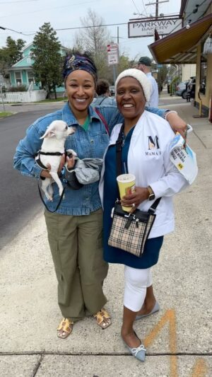 Felicia Cannon Instagram - Me and Aurora after eating lunch with her mom, brother and of course Dwayne. Ok, so if you ever come to New Orleans, you “have to” go to Parkway Bakery and Tavern. The PoBoys are to die for, huge… stuffed with shrimp… you know when you go to a place on a random day, not in the French Quartets and people are willing to stand in line, they got something going on… OMG… check em out the next time you are here…