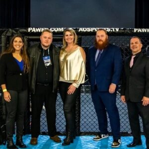 Felicia Spencer Instagram - My first live show as part of the commentary team @pawfcmma was a success. Now I'm SUPER excited to be a part of @eaglefcmma @eagle.fightclub this Friday! The show starts at 6pm EST on @flx for 🆓️FREE🆓️
... ... ... 
Get the FLX app on any device. ✔️ 
... ... ... 
#eaglefc #flx #eaglefc44 #eaglefcmma #miami #miamibeach #southbeach #free #pawfc1 #pawfc #calgary #ufcfightnight #mma #feenom #orlandoathletes #ufc #fightcamp #canadiangirl #floridagirl #thejunglemma #wmma #negu #combatcorner #broadcast #commentary #russia #tyronspong #sergeikharitonov #rashadevans #gabrielchecco