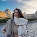 Felicia Sağnak Instagram - Paris’e özlem dump geldi🥂✨