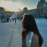 Felicia Sağnak Instagram - Paris’e özlem dump geldi🥂✨