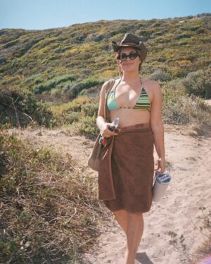 Felicity Palmateer Instagram - Last month on the planet on film 🎞️ @kodakkit 🩵