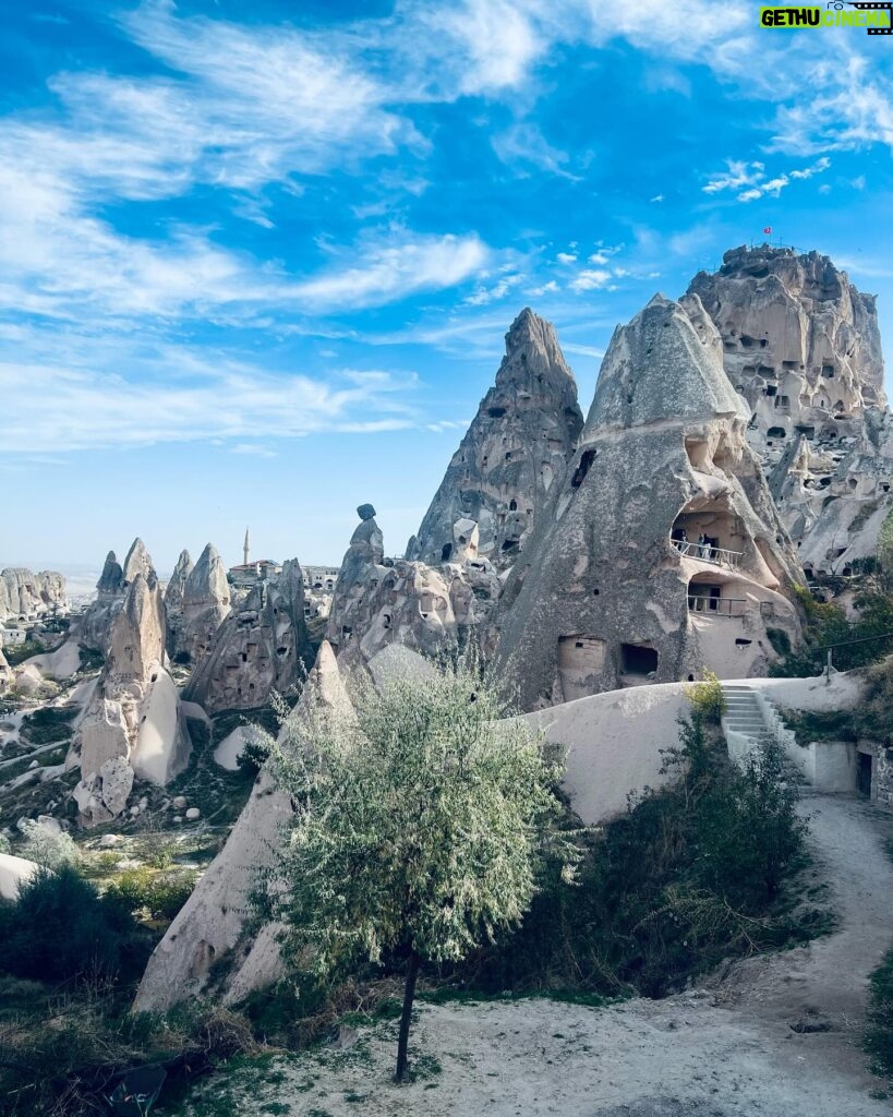 Femina George Instagram - Vacation time 🇹🇷❤️❤️❤️ #familytime #turkey #istanbul #cappadocia #feminageorge #vacation #throwback