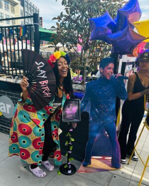 Feminista Jones Instagram - This moment
This is what I was crawling towards 
The things I had to leave behind to get here…whew 

“Joy looks good on you” - @ognikipooh 

I won’t go back. 
Never again.