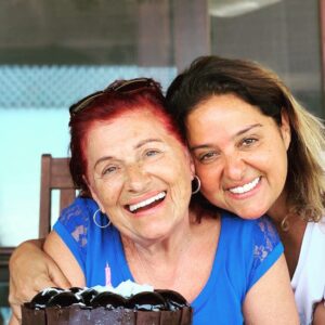 Feri Baycu Güler Instagram - Gülüşüne hayran❤️

#şükür #anagibiyarolmaz #sıkıştırarakseverim ❤️🧿🍀❤️