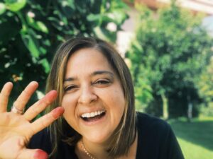 Feri Baycu Güler Instagram - Çünkü dut toplamak bunu gerektirir🤘🌈

#bahçeminmahsülleri #missgibi 🍀🧿