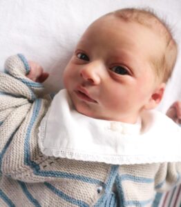Fernanda Romero Instagram - È arrivato il nostro bambino, il piccolo Alessandro! 👶🏼 🩵Siamo così felici e pieni d'amore. Vi amiamo tanto, Mamma e Papà. We couldn't be happier and more filled with love. Sebastian is ecstatic and embracing his big brother duties. I am still amazed at how our bodies are so magical that we can create life. Feeling blessed and grateful to be a Mama again. 🙌🏼🫶🏽 Llegó nuestro bebé un poco antes de lo esperado y estamos felices. Esto prueba que a veces hay que dejarse llevar y que las cosas menos planificadas son mejores. Dejamos que el universo nos guíe y confiamos en Dios. Este chico es grande y una semana más no sé cómo lo iba a sacar 😂👶🏼 ¡Pero estamos felices! - - - - - - - - - - - - - #Newborn #fernandaromero #Baby #NewbornBaby #BabyLove #BabyBoy #BundleOfJoy #WelcomeToTheWorld #NewParent #Parenthood #BabyLife #BabyPhotography #BabyCuteness #NewFamily #BabyBlessing #sweetbaby
