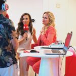 Fernanda Serrano Instagram - Ontem foi um dia de lembrar as coisas boas que a vida nos oferece! Aquelas que por vezes teimamos em esquecer! Quem sempre me deu a mão, me ajudou a dar passos muito importantes na minha Vida e que deu origem a uma tão bonita história de amizade, que dura até aos dias de hoje! Mais de duas décadas depois! Ainda tive tempo para matar saudades do meu vizinho Pedro Fernandes, da sempre sorridente @marianaalvim e da gigante em tudo @filomenacautela numa conversa em directo a partir do espaço all in one @bancobpi #BancoBPI #TutoriaisParaNuncaEsquecer #ComoDarUmPasso #Pub