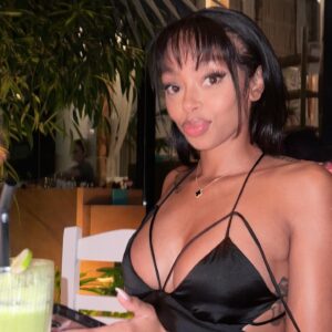 Fiona Griffiths Instagram - Shxt gets ugly that’s why she’s pretty