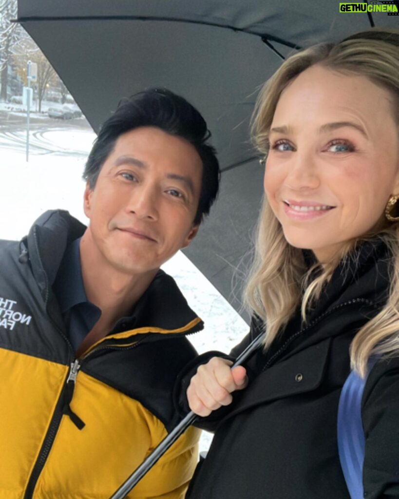 Fiona Gubelmann Instagram - Snow day on set ❄️ @willyunlee @thegooddoctorabc