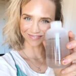 Fiona Gubelmann Instagram – Repost from @artforartssake❤️

Pass the regenerative shampoo please 🧼 I nominated @bewellbykelly @felishavictoriaterrell @madelinemosier @chelseaxhobbs and Sandragrealty to join me in their support of the #WeSustainBeauty campaign 🤝⁣
 ⁣
As consumers, our support of environmentally innovative companies like @davinesnorthamerica @rodaleinstitute   @slowfood_international is ESSENTIAL. Our voices, investments, and bodies MATTER 🙌So let’s join together to create a better future. How?⁣
 ⁣
Most importantly, sign the Food and Agriculture Organization of the United Nations (FAO) letter (link in bio) to show how We Sustain Beauty; Takes one minute ⏰ Another way you can support? Buy this amazing shampoo and body wash or make a donation (link also in bio) 💵 ⁣
 ⁣
⚡️ Free Product Giveaway (US / Canada / Australia) ⚡️ Entry DATE EXTENDED to this Friday!⁣
 ⁣
How to Enter:⁣
 ⁣
✨ Sign the We Sustain Beauty Letter⁣
✨ Tag three friends in the comments⁣
✨ Follow @davinesnorthamerica @Rodaleinstitute @slowfood_international⁣
⁣
#regenerativeagriculture #cleanbeauty #davines #rodaleinstitute #wesustainbeauty #slowfoodinternational #regenerativeorganicagriculture #nontoxicbeauty #nontoxicliving #friendshipgoals #girlpower