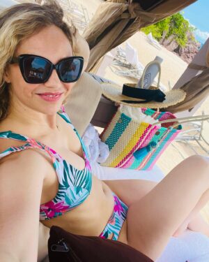 Fiona Gubelmann Thumbnail - 15.9K Likes - Top Liked Instagram Posts and Photos