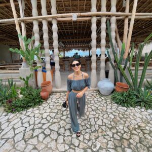 Fitrie Rachmadhina Instagram - Please May, be nice, be happy, be better, be positive, be kind, and be generous. 🪷🍄