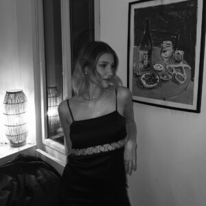 Flavie Delangle Instagram - 🖤