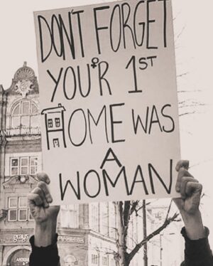 Flavie Flament Instagram - Femme d’hier et d’aujourd’hui, ❤️ sur tes boobs et tes combats. Merci. 
❤️ sur tous les hommes qui te soutiennent.