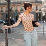 Flora Coquerel Instagram - @marineserre_official 🪐 Photos 1 et 6 @claireguillon Vidéo et photos 2,3,4 et 5 @chloehautierpro Invitation Cc @clotildehairstylist 🫶🏽