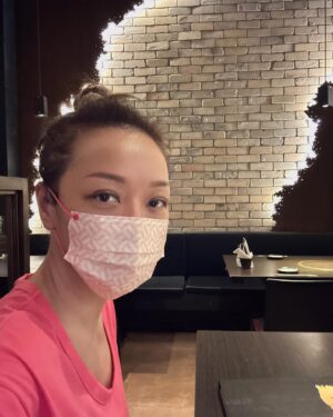 Florence Kwok Instagram - So nice to see u again #bangkok
It’s been such a long time
#wagyu 🥩