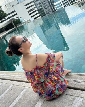 Florence Kwok Instagram - Just on the last day
Got a little time 
Sat by the side of the pool
Took a picture and left
Until next time
#bangkok 2023