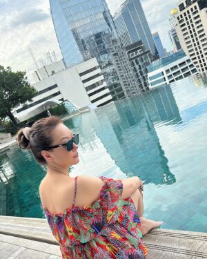 Florence Kwok Instagram - Just on the last day
Got a little time 
Sat by the side of the pool
Took a picture and left
Until next time
#bangkok 2023