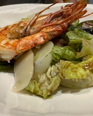 Florence Kwok Instagram - Where is good food there will be good mood
#frenchcuisine