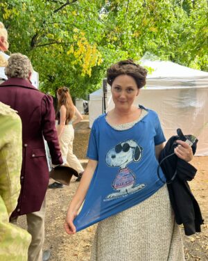 Florence Hunt Instagram - These are open to interpretation 🧐

@bridgertonnetflix @shondaland