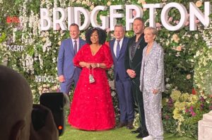 Florence Hunt Instagram - the last few blurry shots from @bridgertonnetflix 🤠🤠