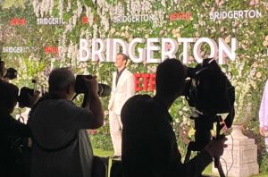 Florence Hunt Instagram - the last few blurry shots from @bridgertonnetflix 🤠🤠